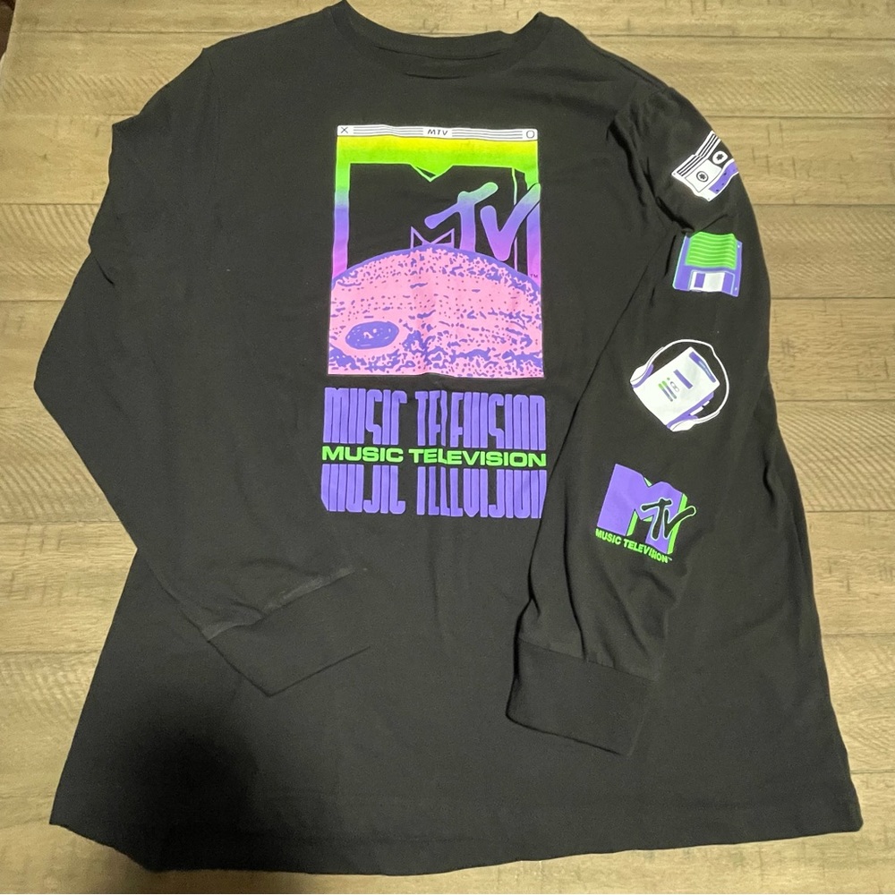 MTV Nostalgia Men's Graphic T-shirt - Picture 2 of 8